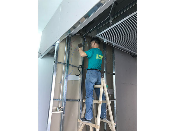 新工裝到了，得到裝修工人一致好評